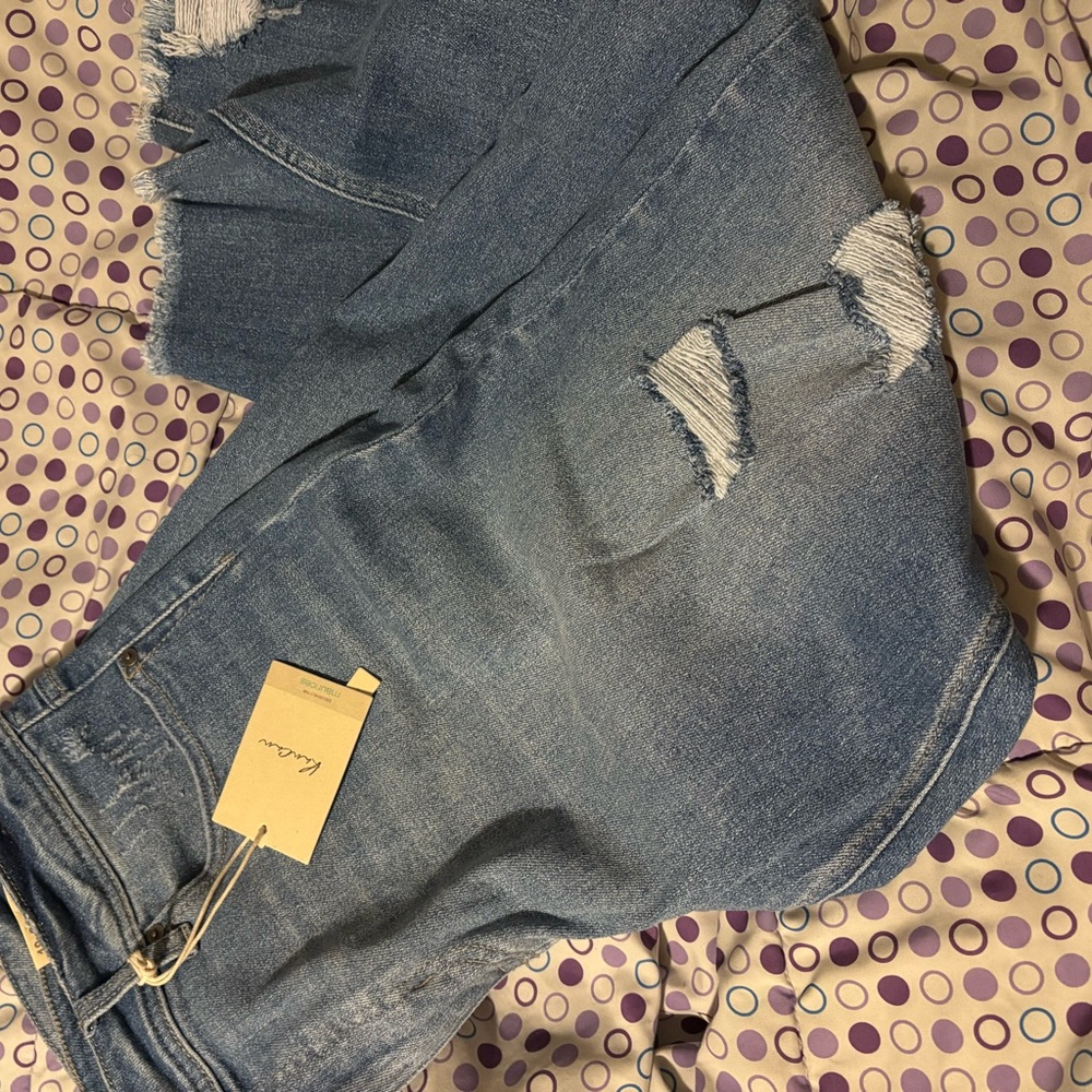 Plus Size KanCan Mid Rise Open Ripped Frayed Hem Skinny Jean - Picture 2 of 7